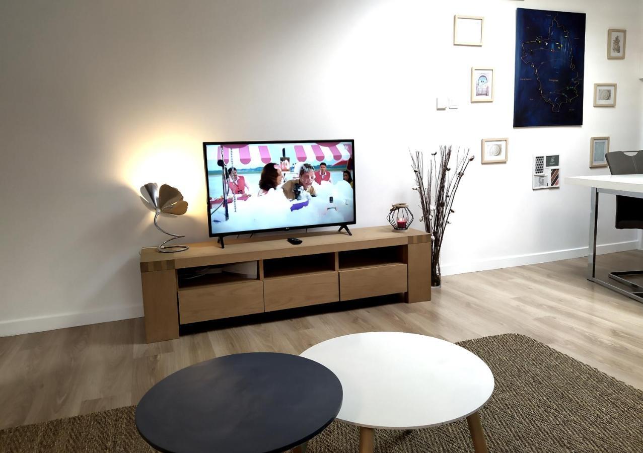La Perle Du 58 - T2 Parking Wifi Terrasse Clim Apartment Rodez Exterior photo